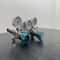 Airgas High-Purity Brass Gas Regulator image 0